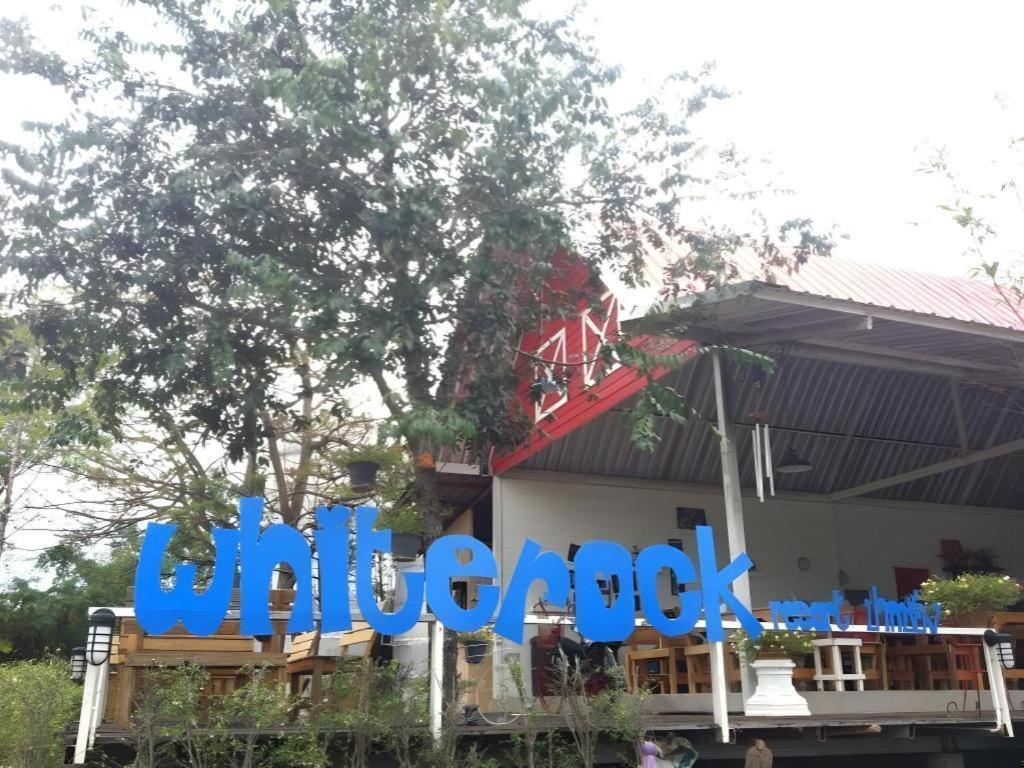White Rock Resort Pak Chong Exteriér fotografie